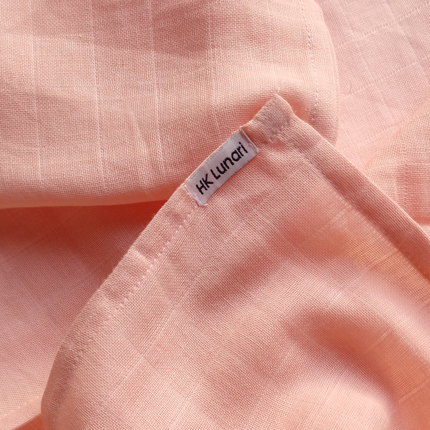 Muslin Swaddle Wrap Sheets Set of 2 (80x80 cm) | Kic Stars Pakistan Muslin Swaddle Sheets Peach & Ivory - Image 1